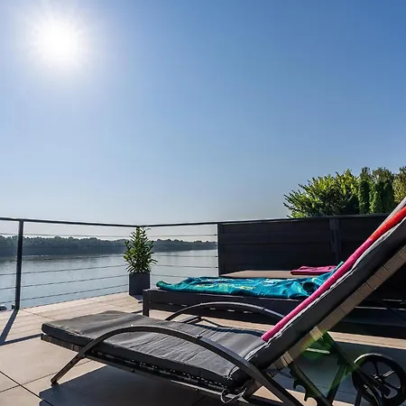 Διαμέρισμα Duna Rev *