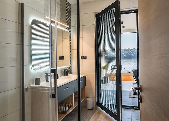 アパート Duna Rev *